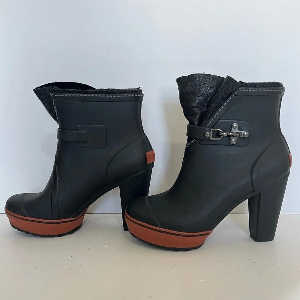 Sorel Medina Rain Heel Boots Black Rubber Size 6